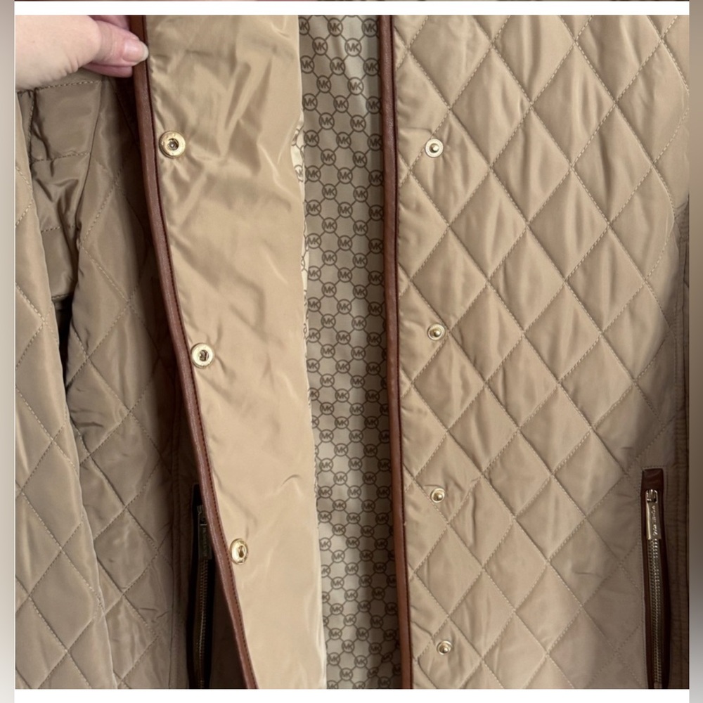 Michael Kors Quilted Khaki Jacket - Picture 5 of 7